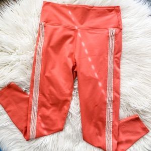 Fabletics Magnolia High-Waisted 7/8 Leggings